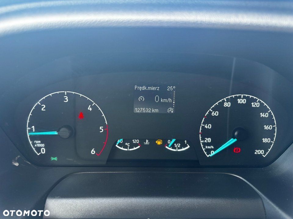Ford Nowy Transit - 10