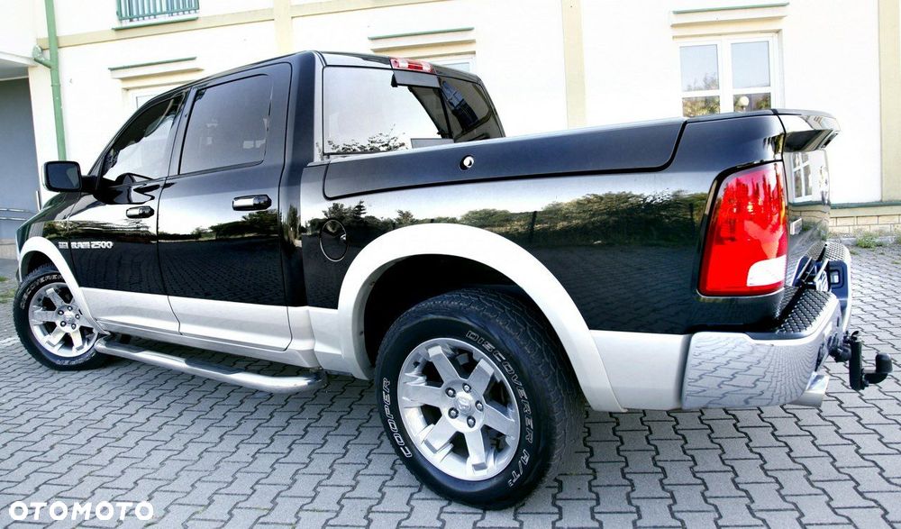 Dodge RAM - 32