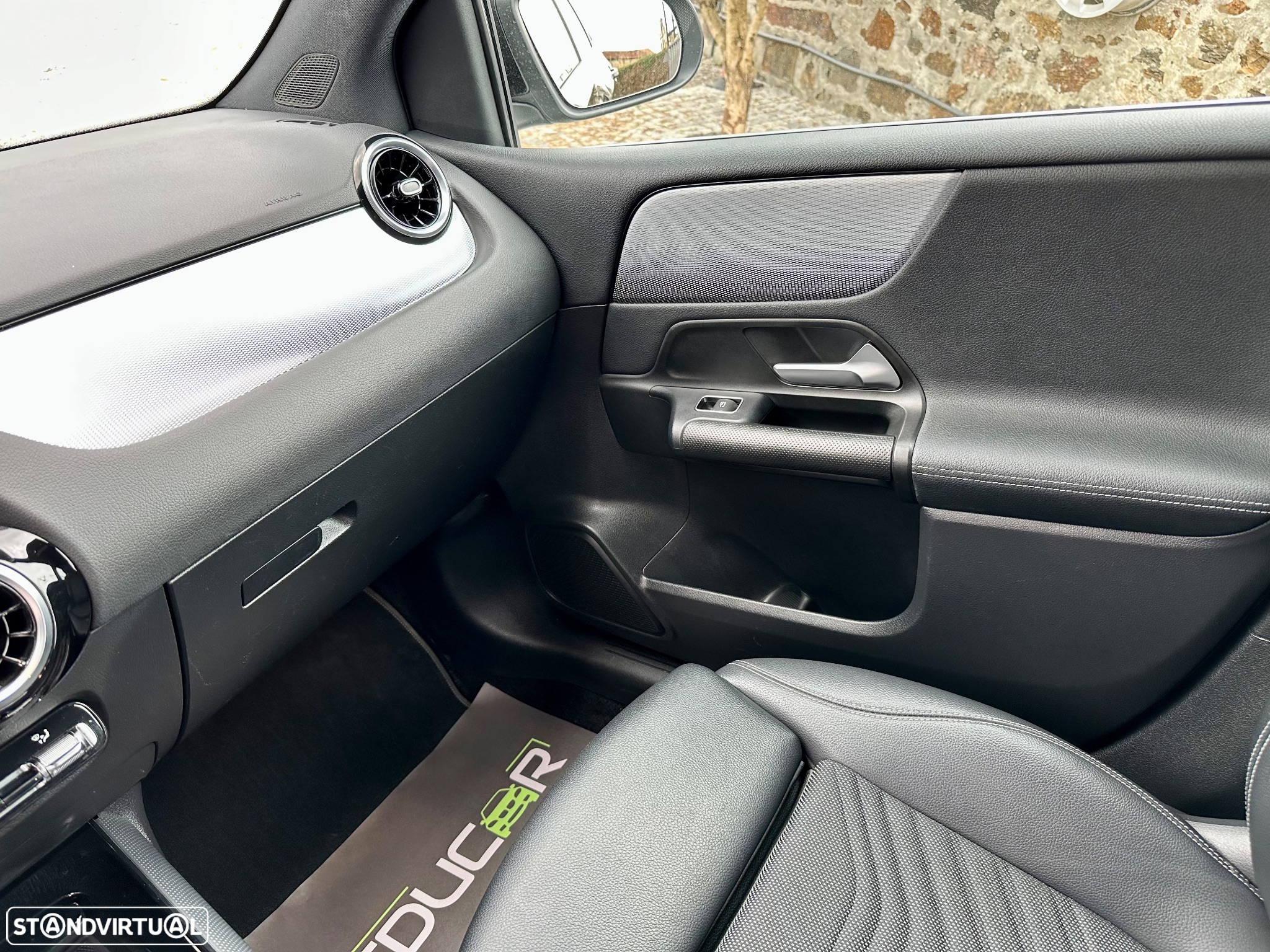 Mercedes-Benz B 180 d 7G-DCT Style - 31