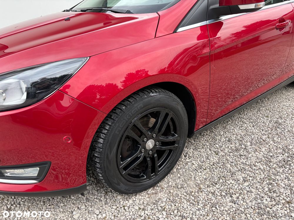 Ford Focus 1.0 EcoBoost Titanium - 13