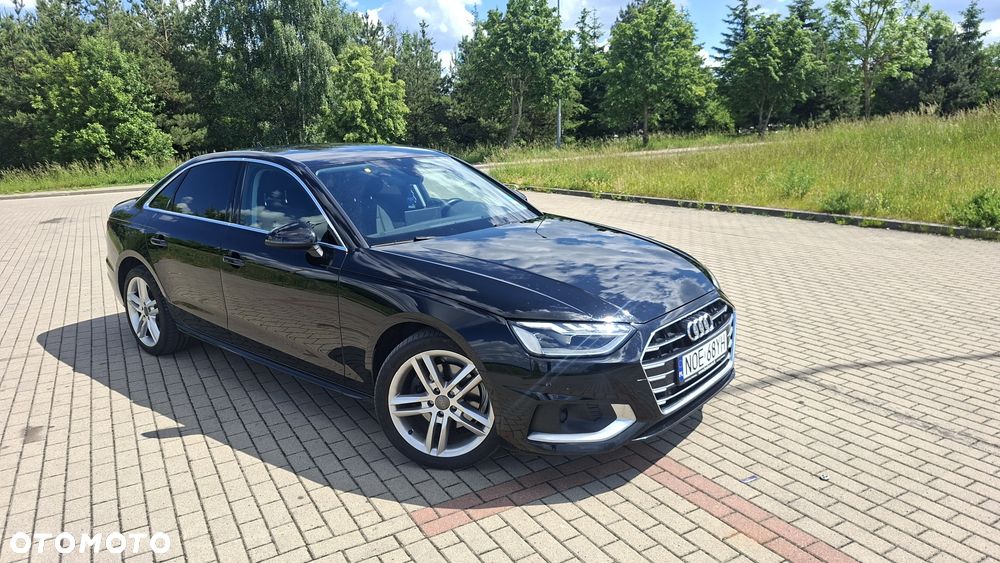 Audi A4 Limousine - 1