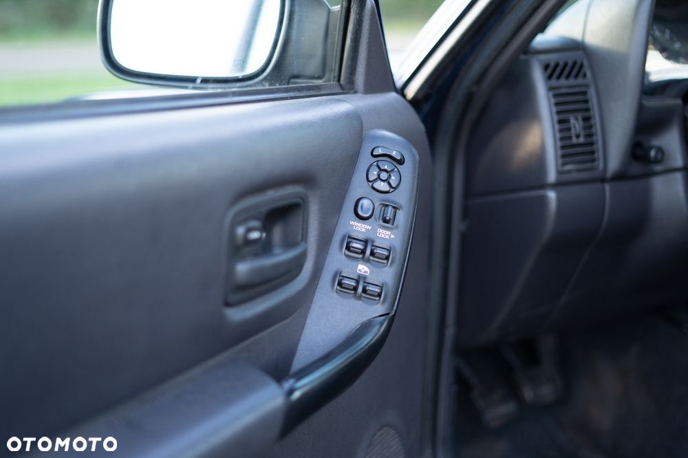 Jeep Cherokee 2.5 Sport - 5