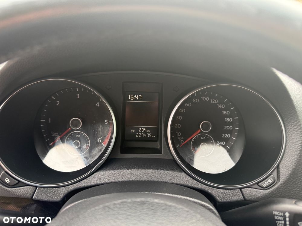 Volkswagen Golf 2.0 TDI DPF Trendline - 26
