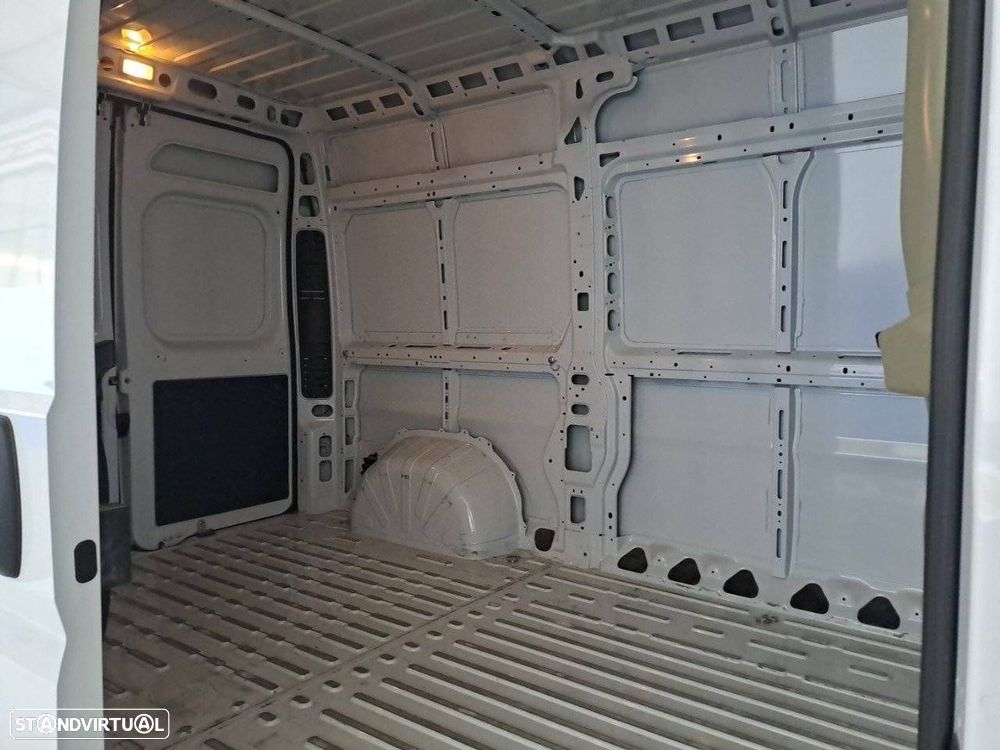 Peugeot Boxer 2.2 BlueHDi S&S L2H2 - 10