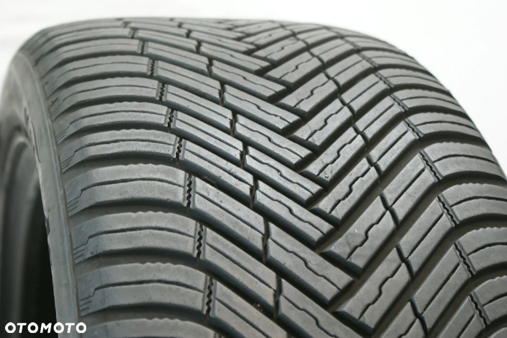 245/45R18 NEXEN N BLUE 4SEASON 2 , 6,7mm 2023r B3150 - 2