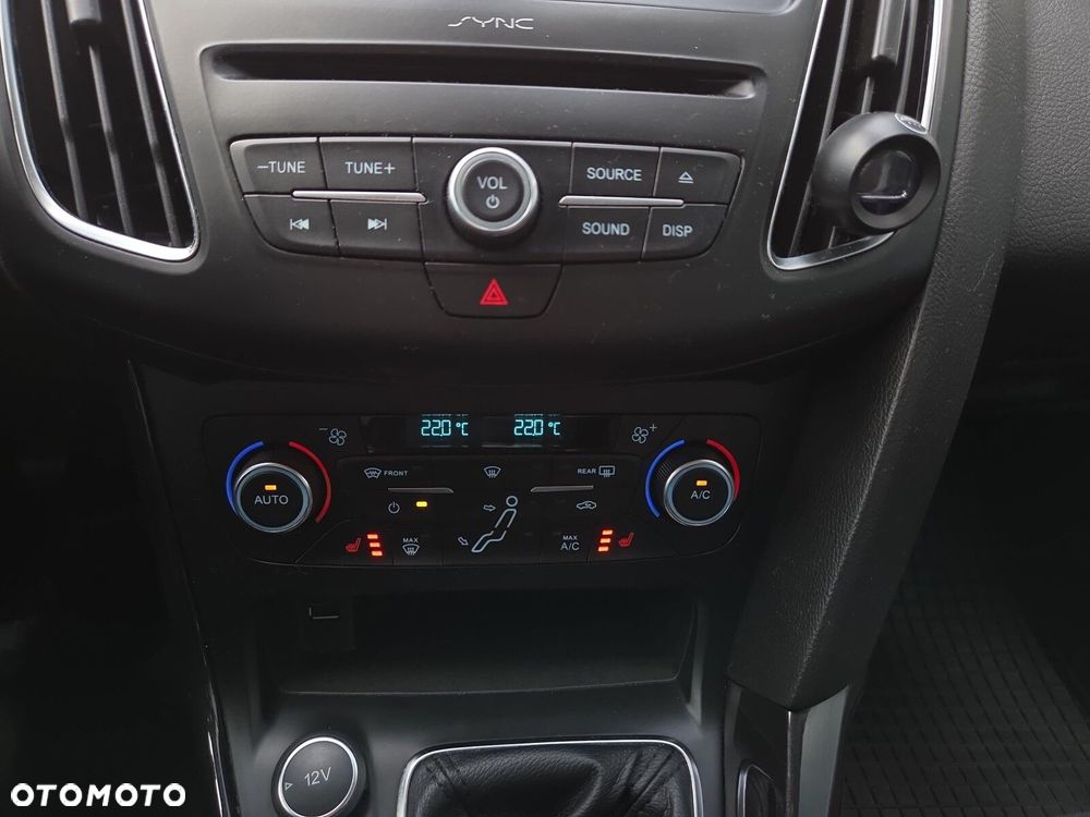 Ford Focus 1.5 EcoBoost Active - 15