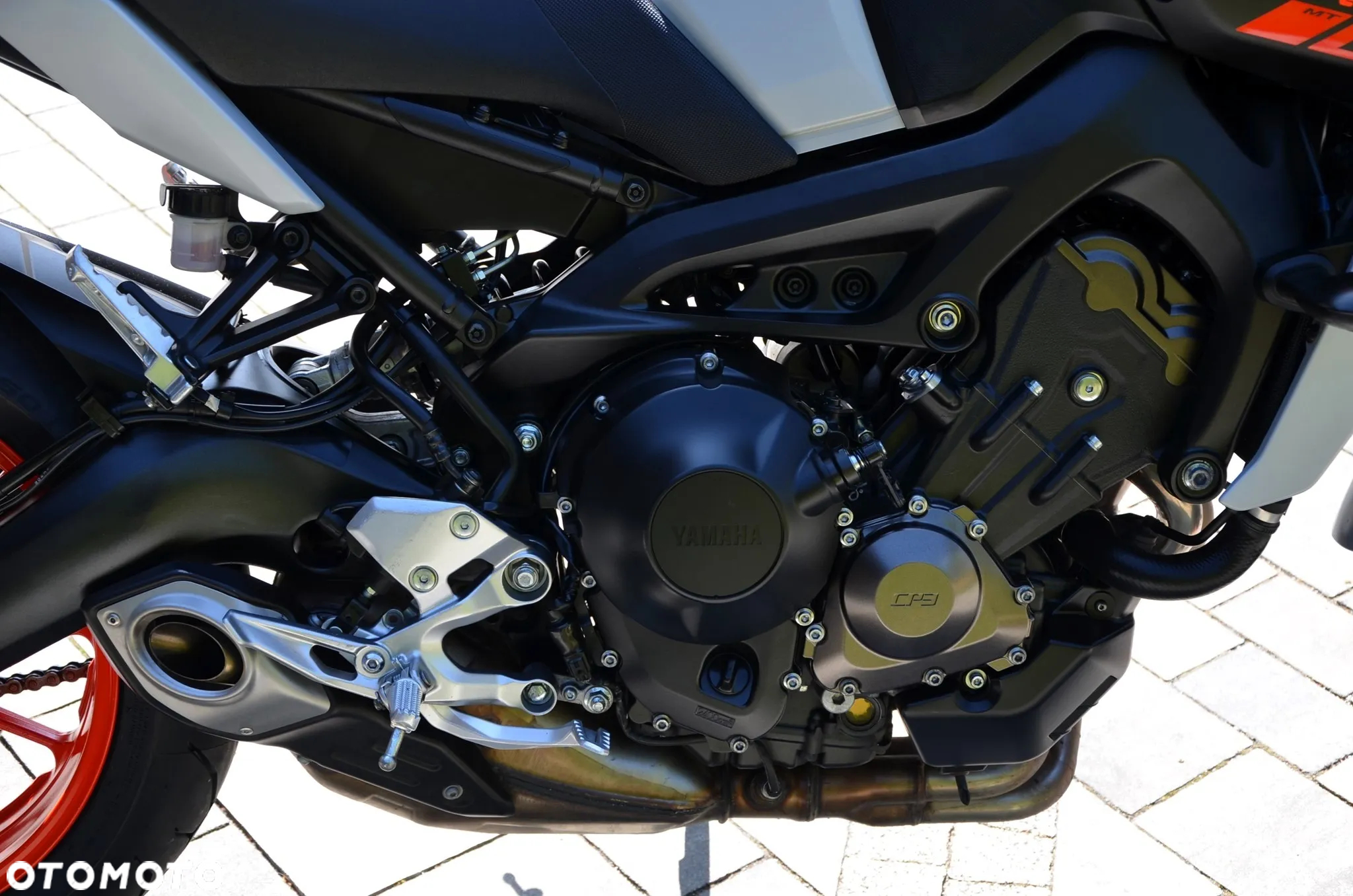 Yamaha MT - 7