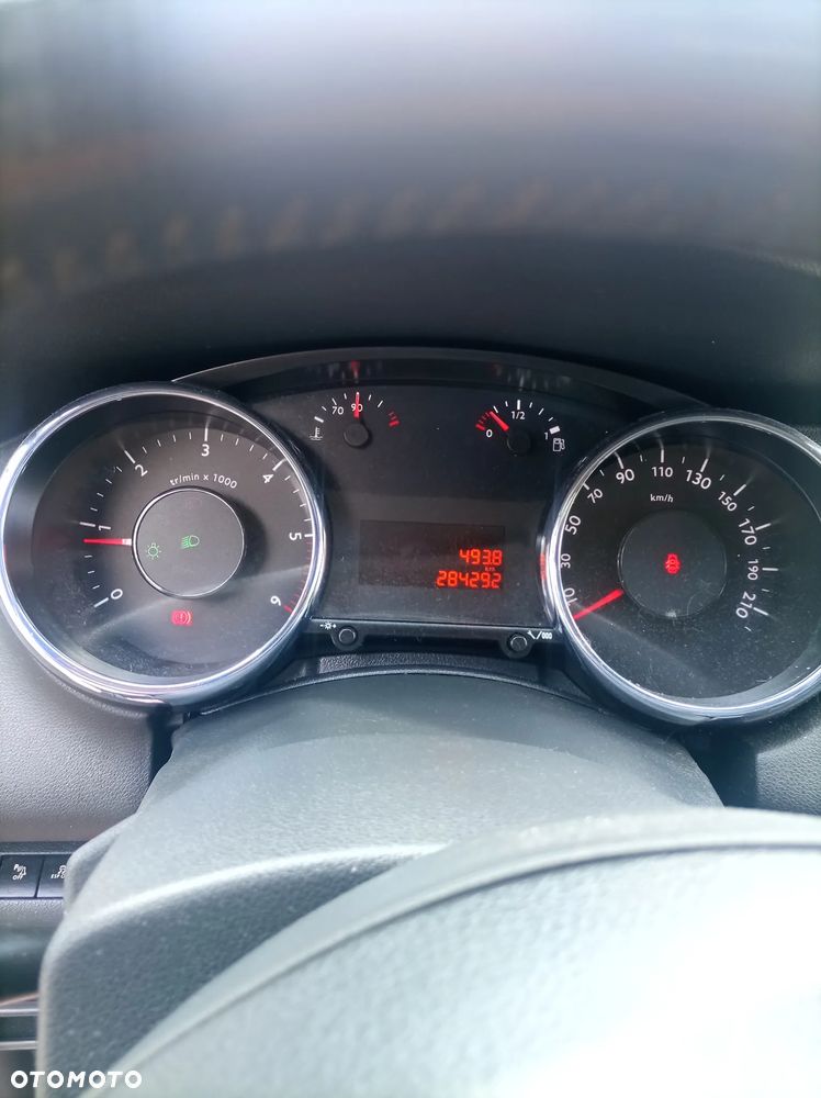 Peugeot 5008 HDI FAP 110 Family - 10