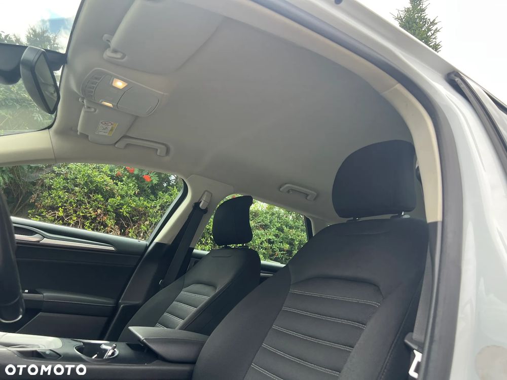 Ford Mondeo - 24