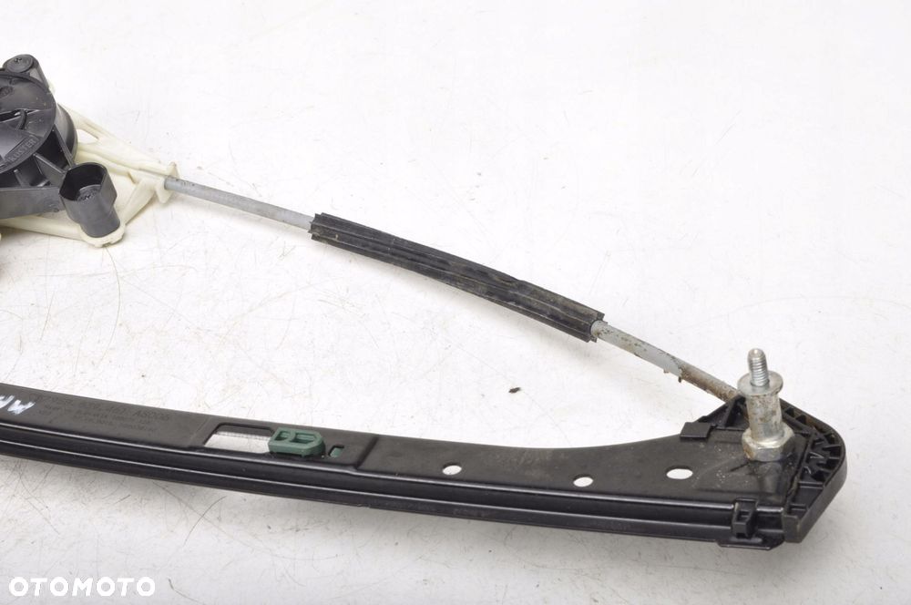 PORSCHE MACAN PODNOŚNIK SZYBY LEWY TYŁ 95B839461 - 2