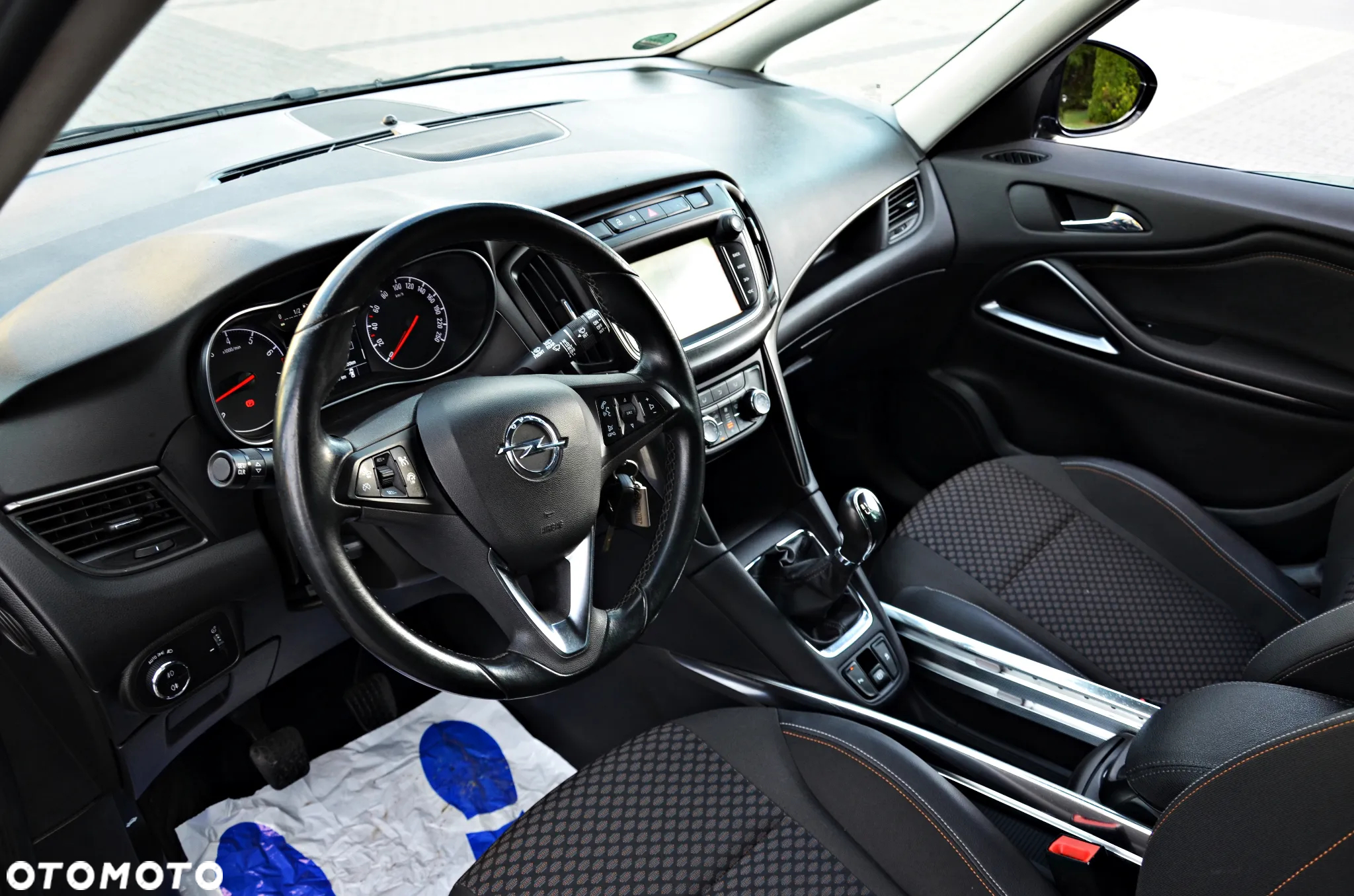 Opel Zafira - 26