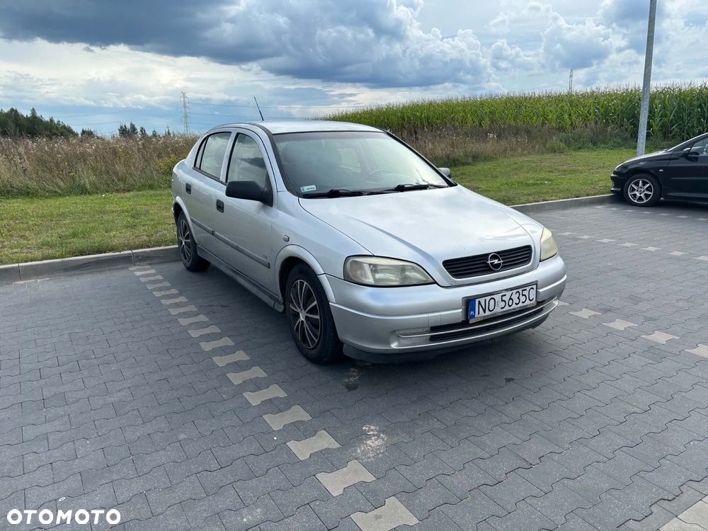 Opel Astra - 1