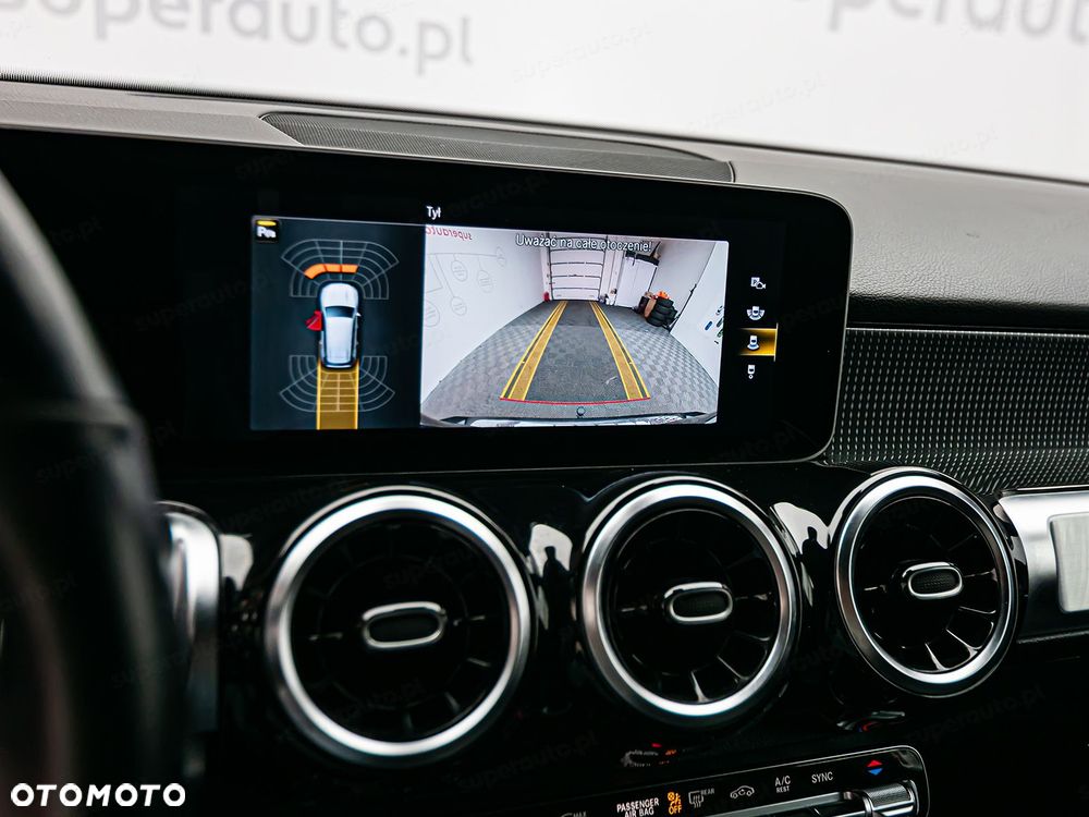 Mercedes-Benz GLB 200 d Progressive 8G-DCT - 18