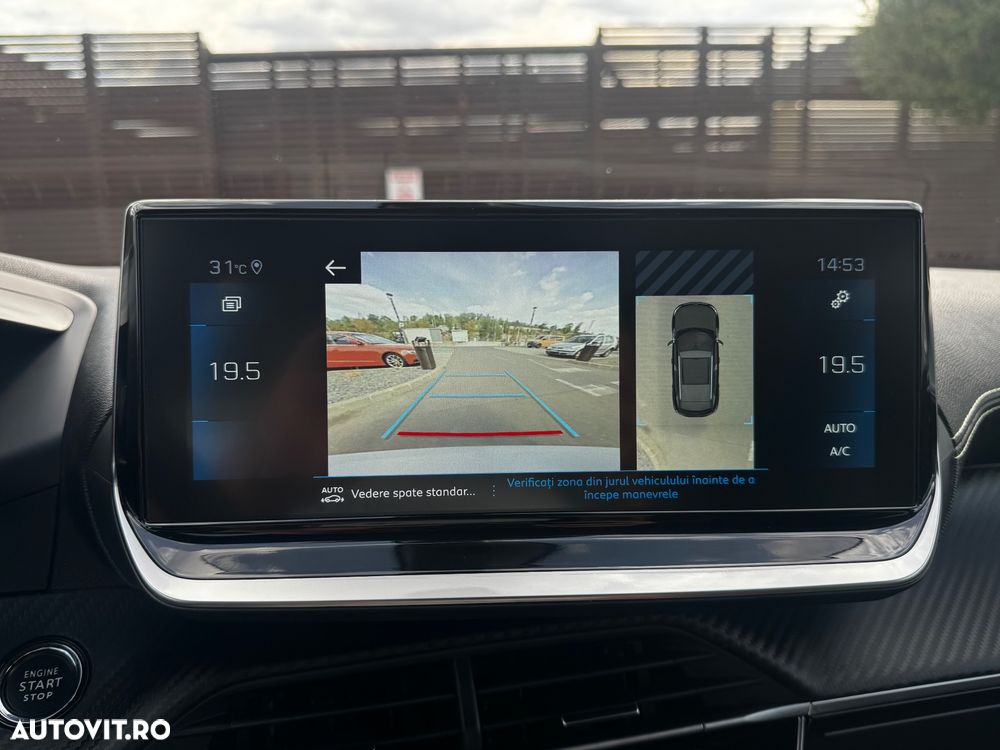 Peugeot 2008 PureTech 130 EAT8 GT - 28