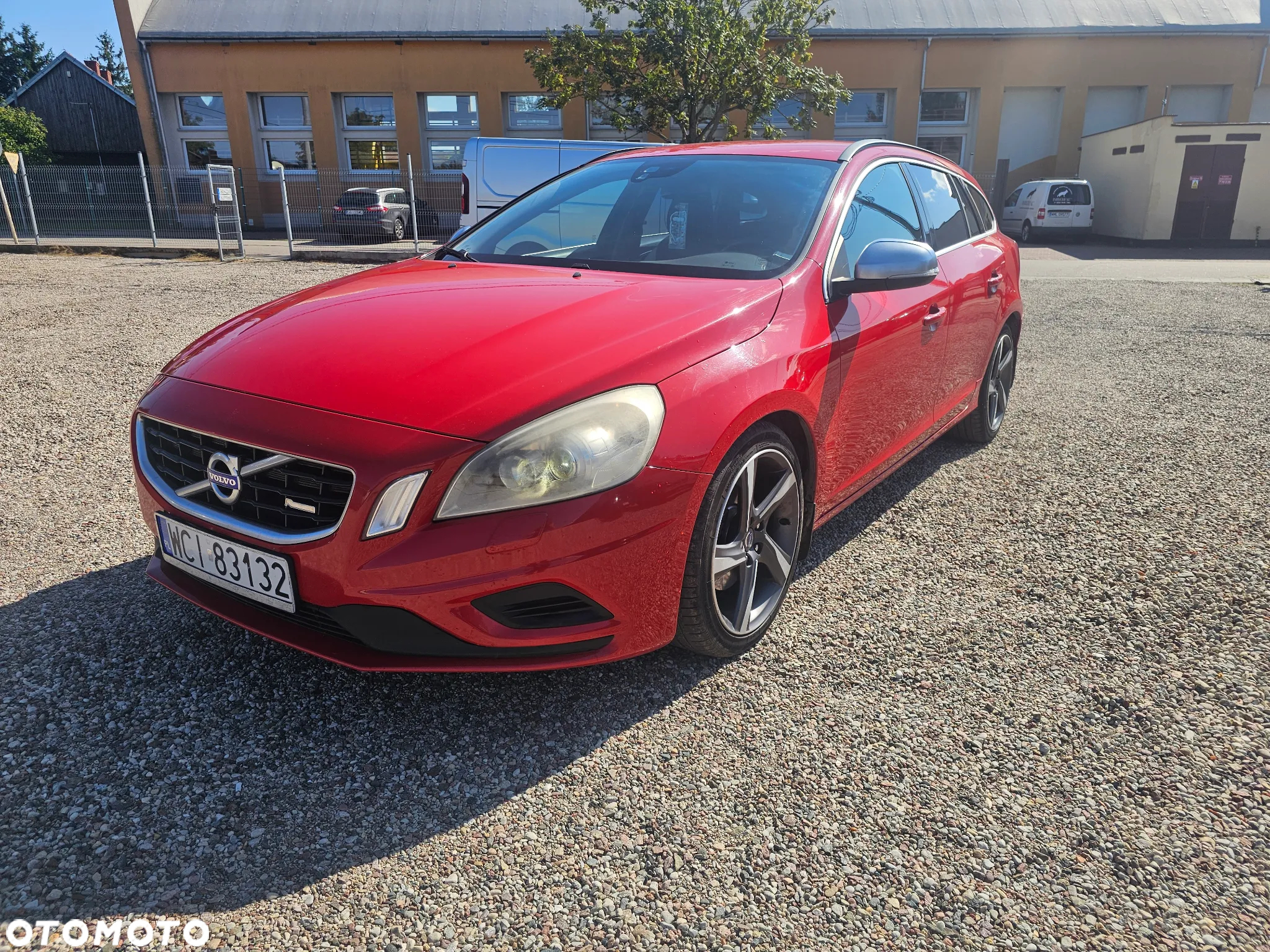 Volvo V60 D2 R-Design - 5