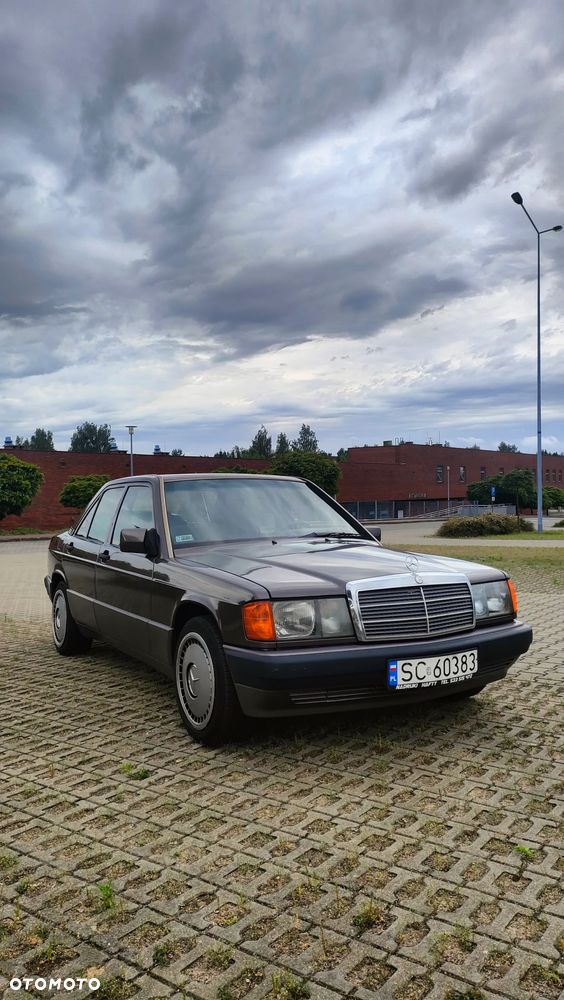 Mercedes-Benz W201 (190) - 14
