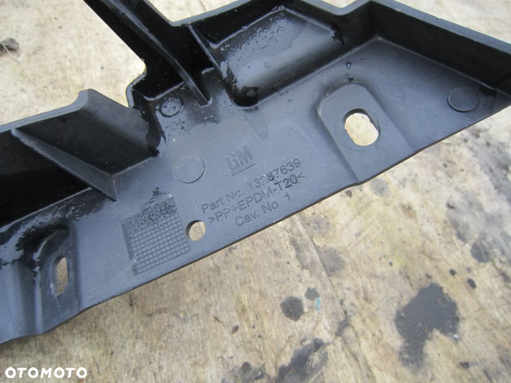 Ślizg listwa lampy prawy lewy Opel Astra J IV 13287640 13287639 - 6