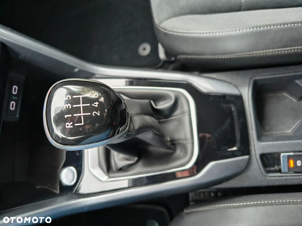 Volkswagen T-Roc 1.5 TSI Style - 7