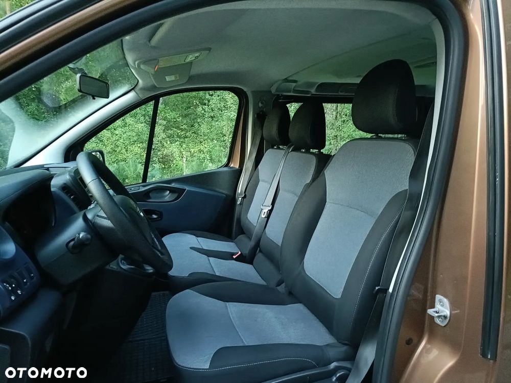 Opel Vivaro - 15