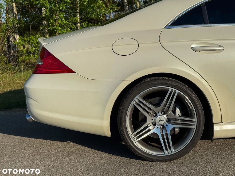 Mercedes-Benz CLS 63 AMG 7G-TRONIC - 22