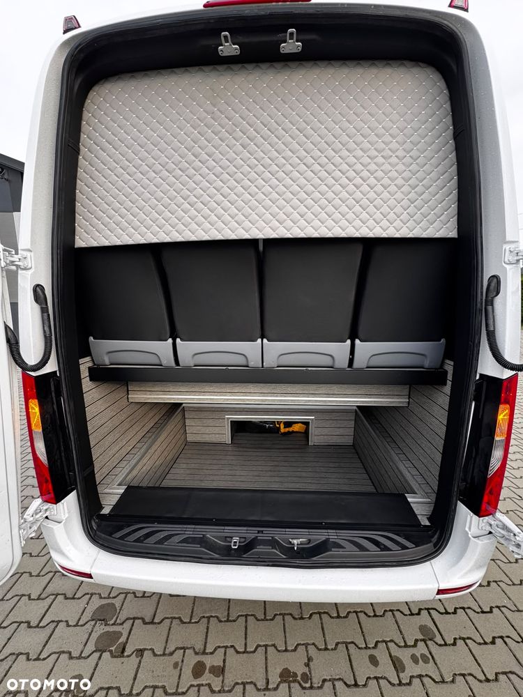 Mercedes-Benz Sprinter 517 - 6