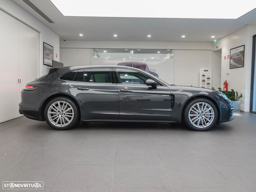 Porsche Panamera Sport Turismo 4 E-Hybrid - 10
