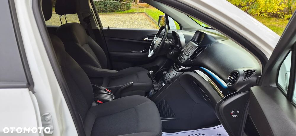 Chevrolet Orlando 1.8 LT+ - 23