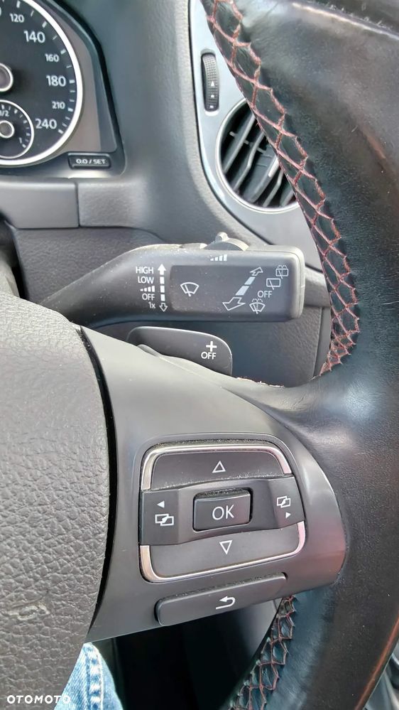Volkswagen Tiguan 2.0 TDI DPF 4Motion BlueMotion Technology DSG Exclusive - 23
