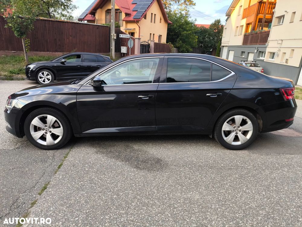 Skoda Superb 2017 photo 4