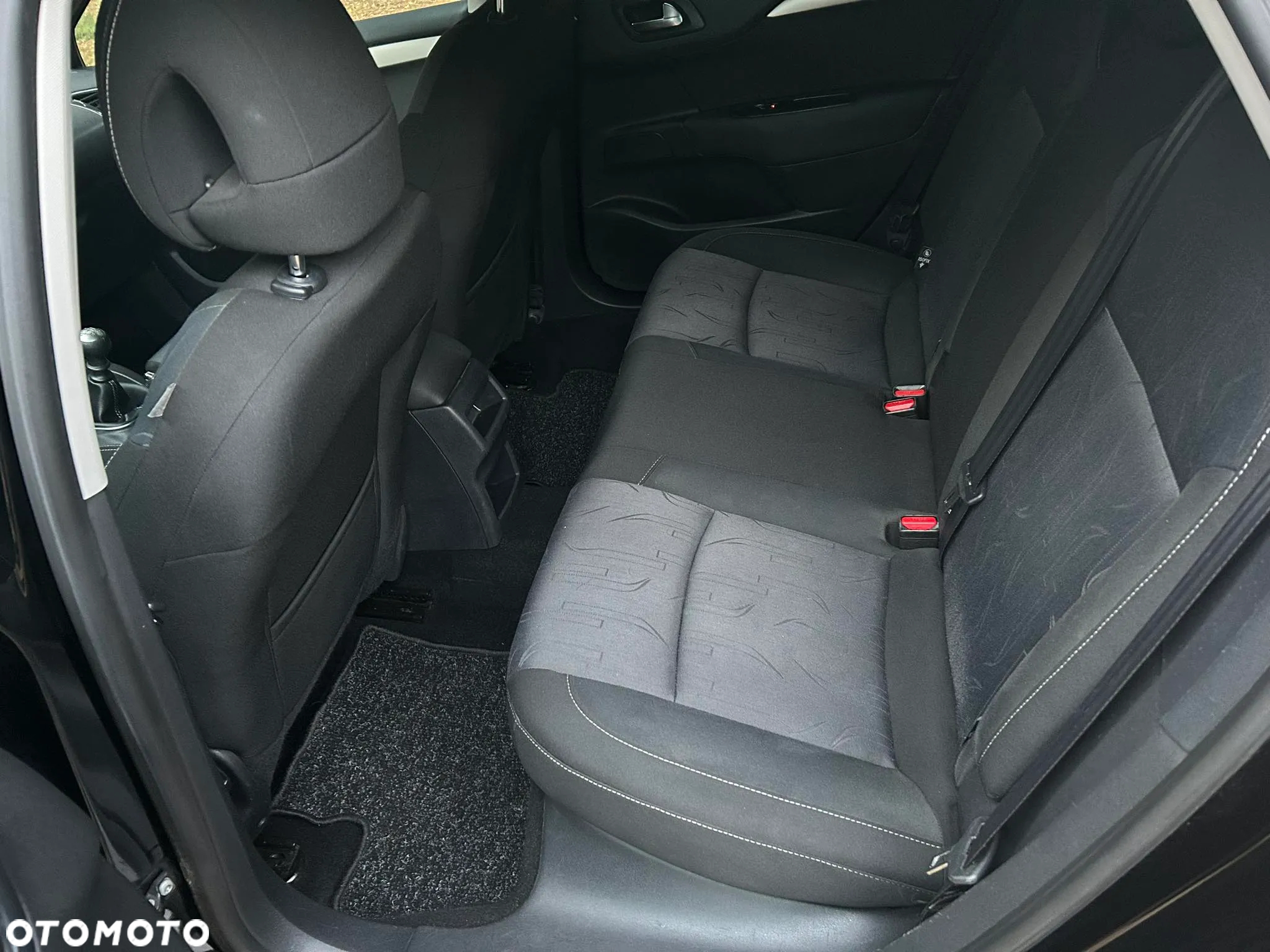 Citroën C4 1.6 HDi Attraction - 7
