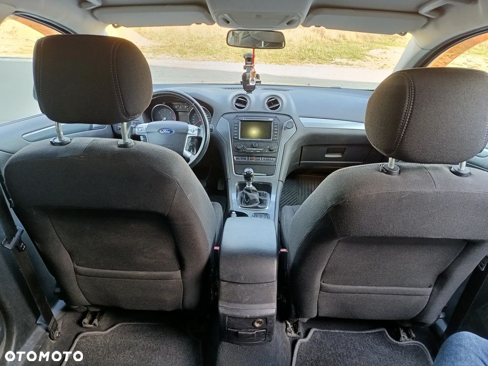 Ford Mondeo 2.0 TDCi ECOnetic Trend - 16