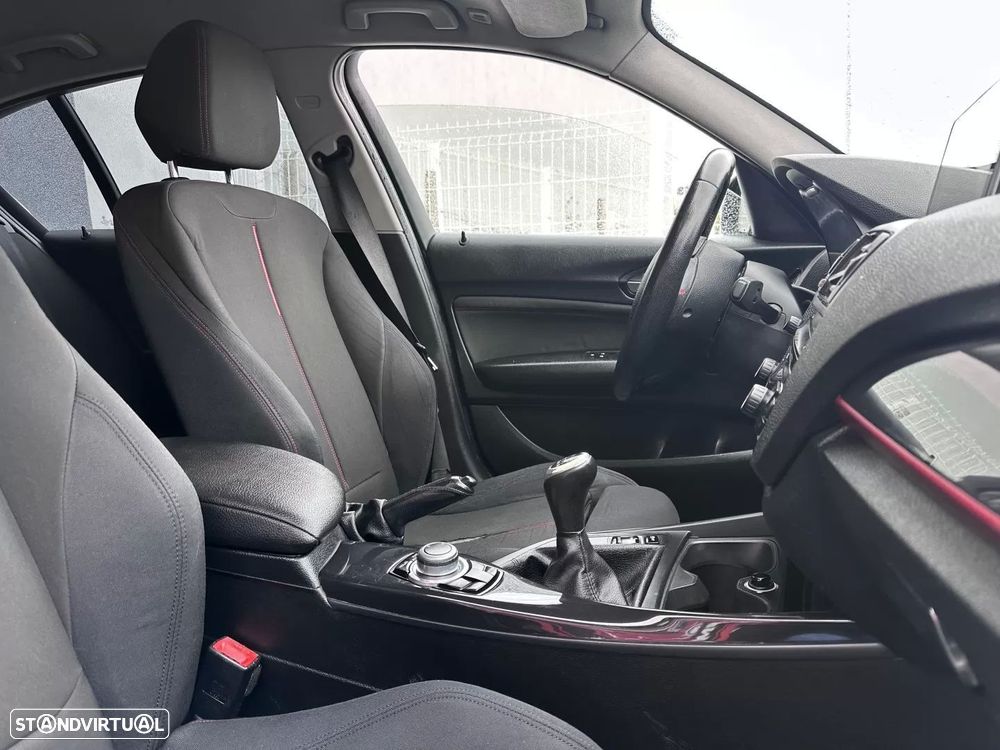 BMW 116 d EDynamics Line Sport - 31