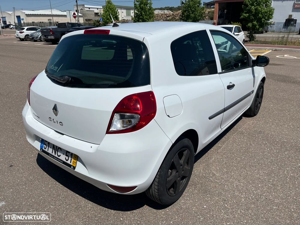 Renault Clio Van c/ AC - 5