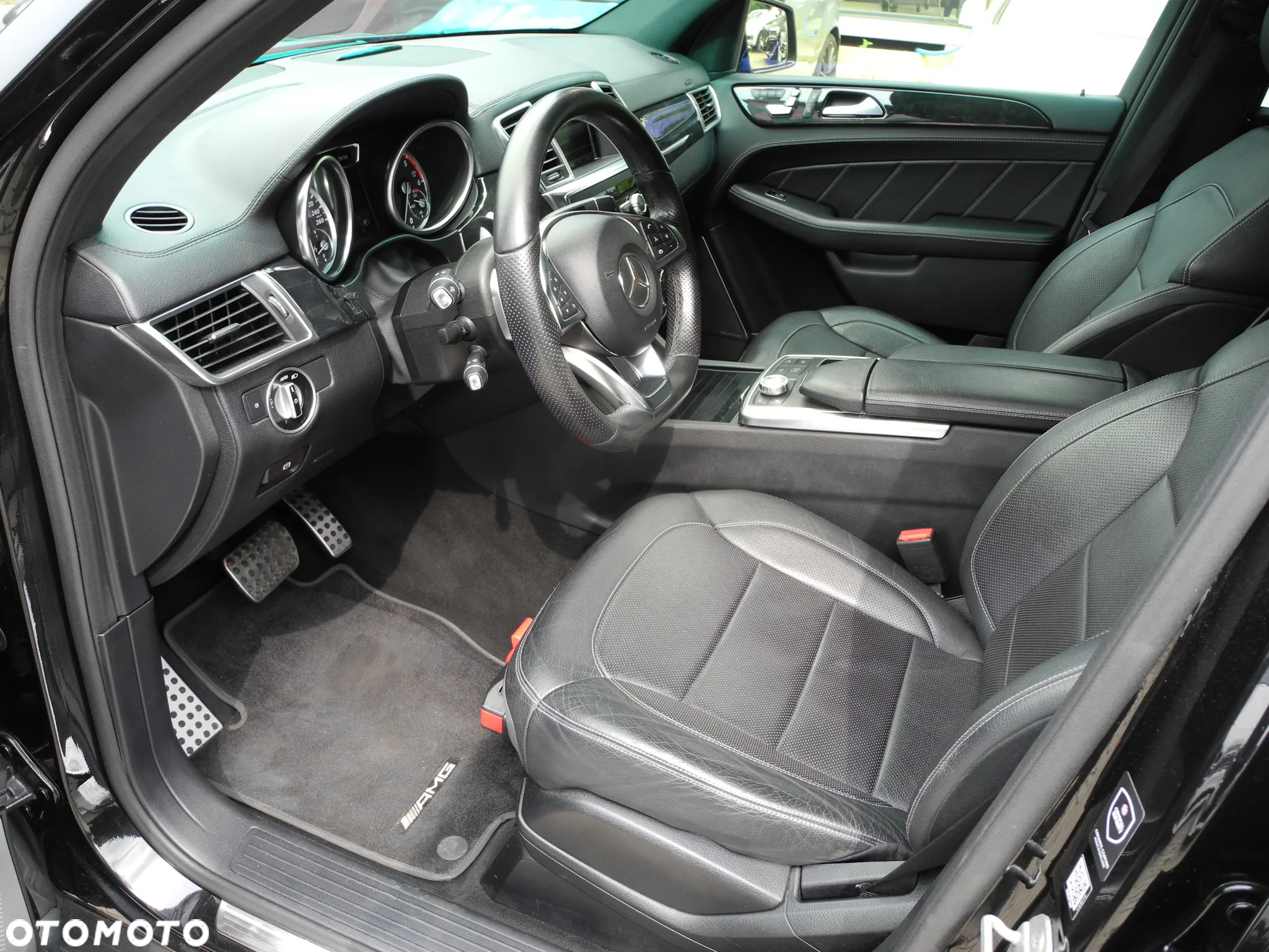 Mercedes-Benz GL 350 BlueTec 4-Matic - 13