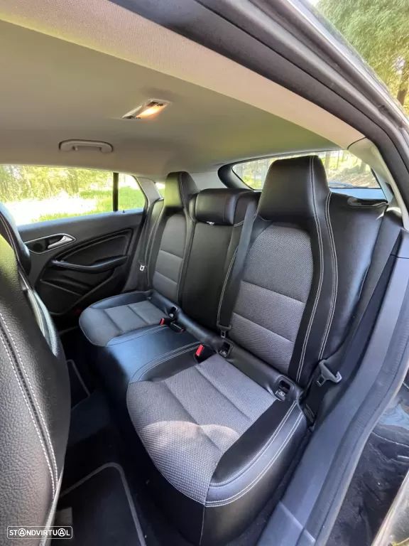 Mercedes-Benz CLA 180 d Shooting Brake Aut. - 12