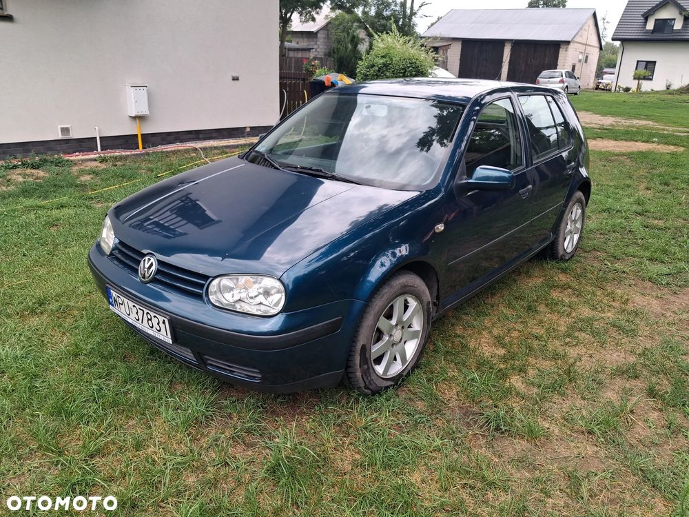 Volkswagen Golf 1.6 Comfortline - 2