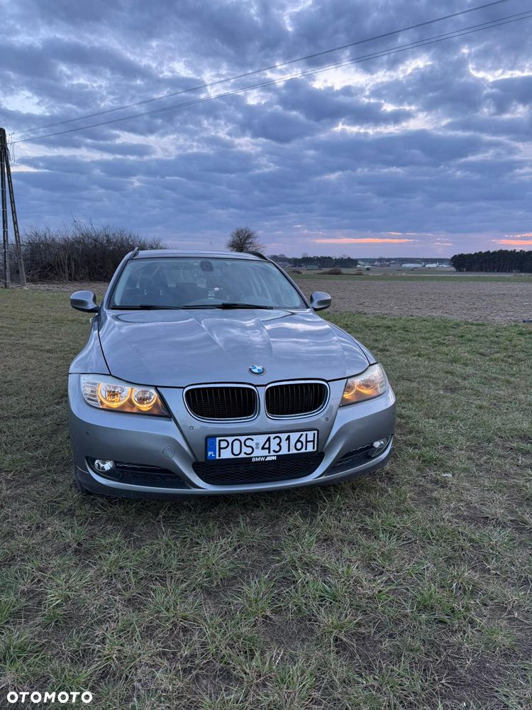 BMW Seria 3 318d DPF - 16