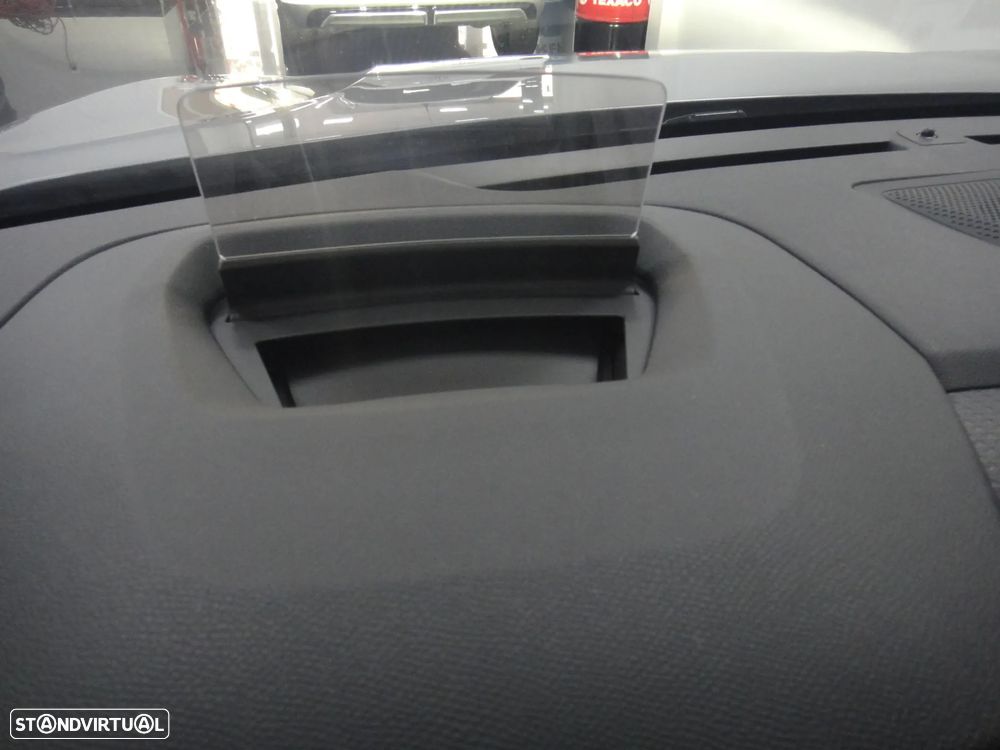 Citroën e-C4 50 kWh Autonomia Conforto Business Edition - 30