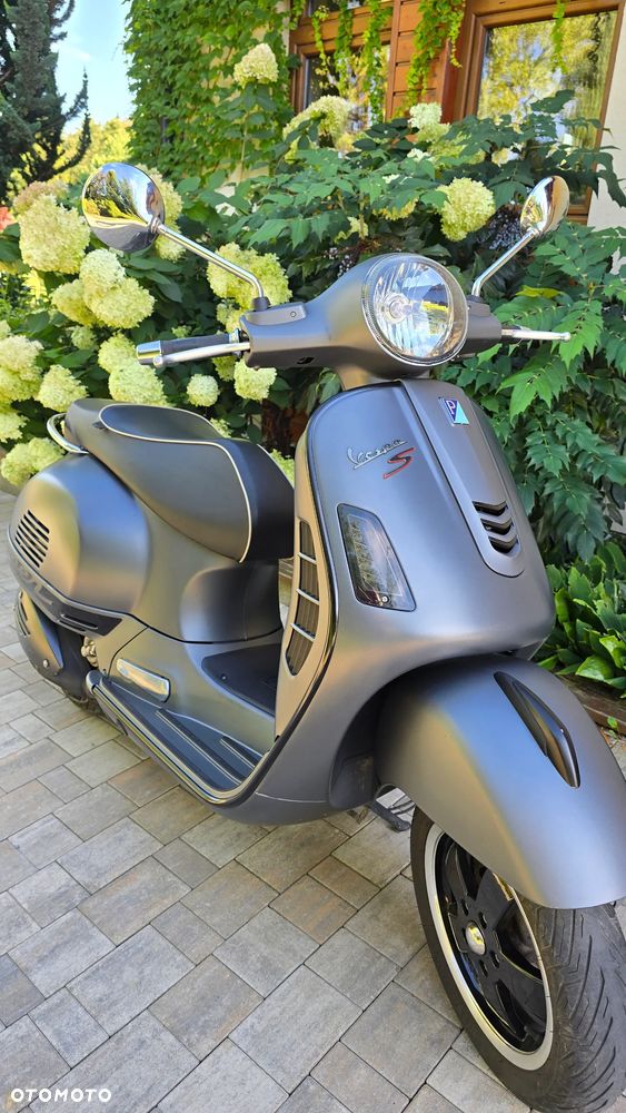 Vespa GTS - 1