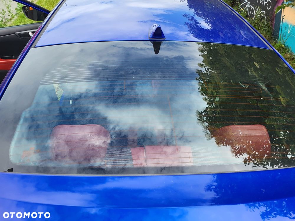 Hyundai Veloster - 20