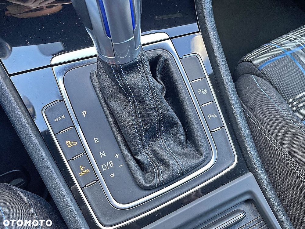 Volkswagen Golf VII 1.4 TSI Plug-In-Hybrid GTE - 35