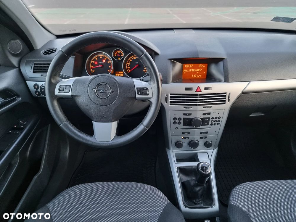 Opel Astra 1.6 Sport - 11