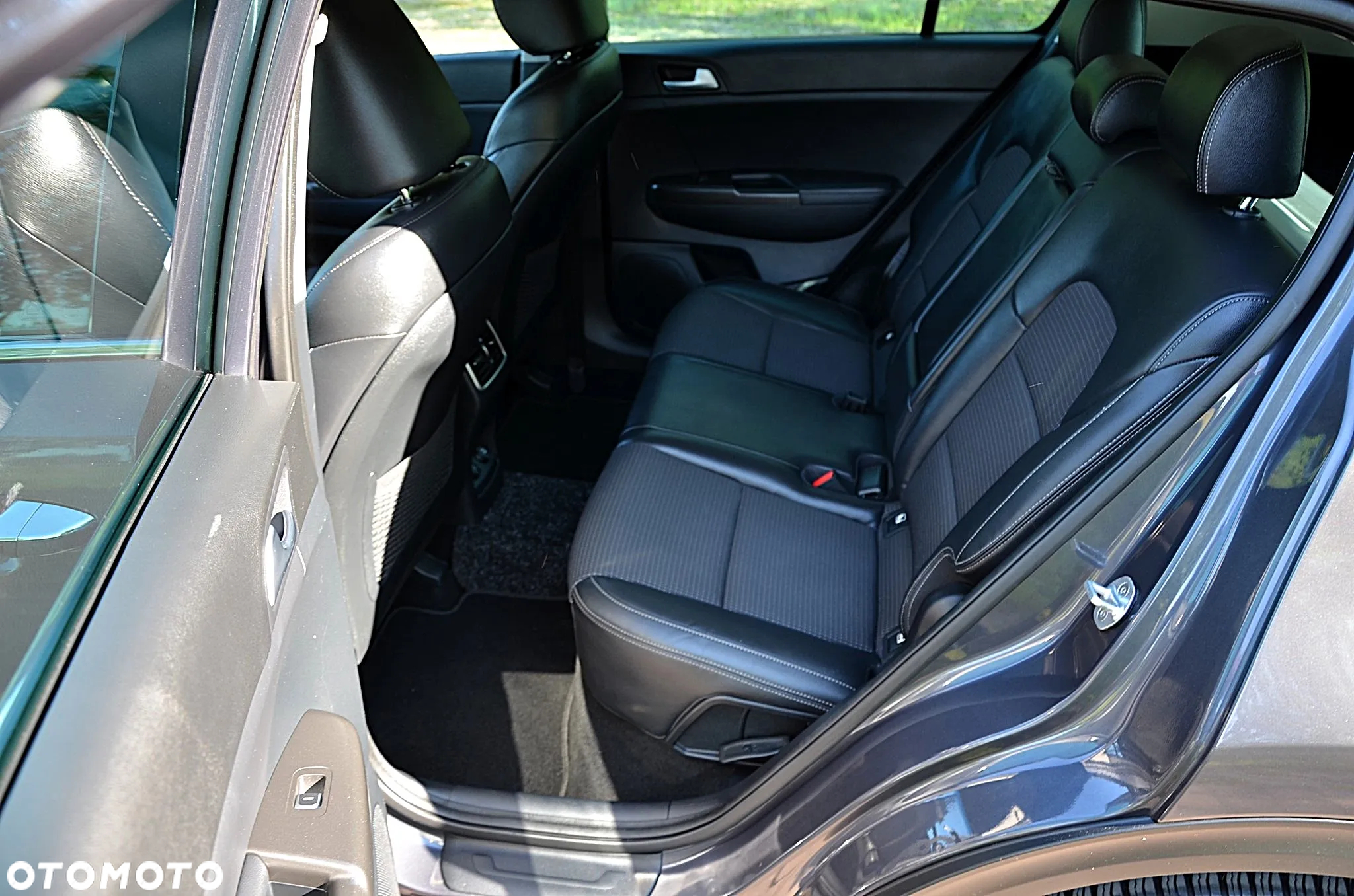 Kia Sportage 1.7 CRDI Business Line 2WD - 14