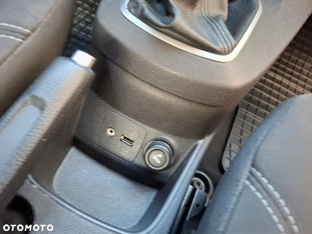 Ford Fiesta 1.5 TDCi Celebration - 15
