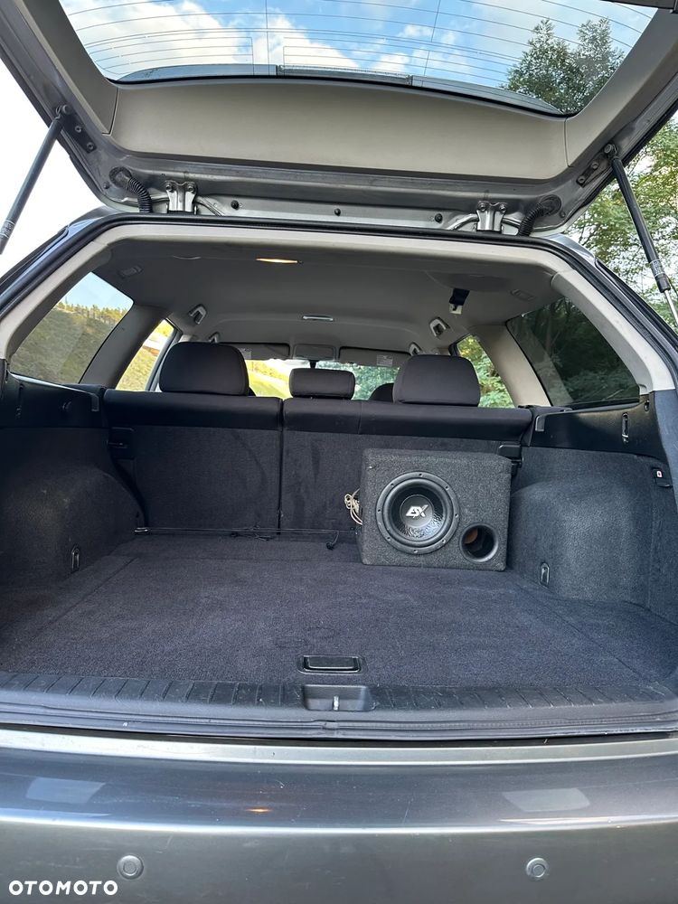 Subaru Legacy - 12