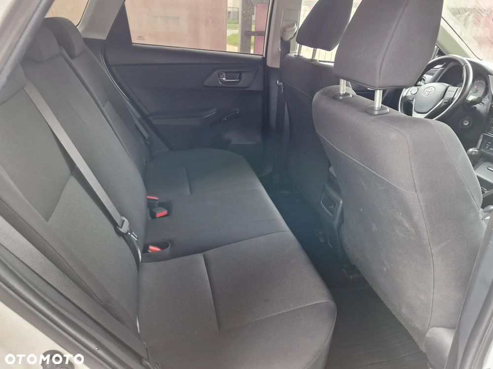 Toyota Auris 2017 photo 5