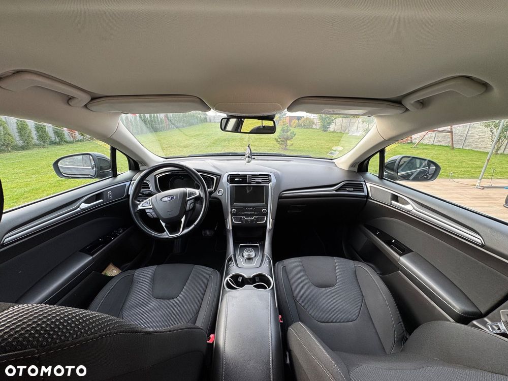 Ford Mondeo - 10
