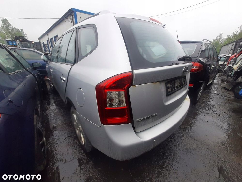 SPINKA Kia Carens III 2,0 CRDI 140 KM / 103KW 2006-2012 R 5 DRZWI LAK: FINE SILVER - 5
