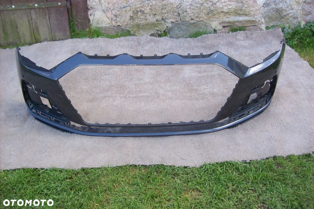 ZDERZAK PRZEDNI AUDI A1 IIS-LINE 82A 4XPDC