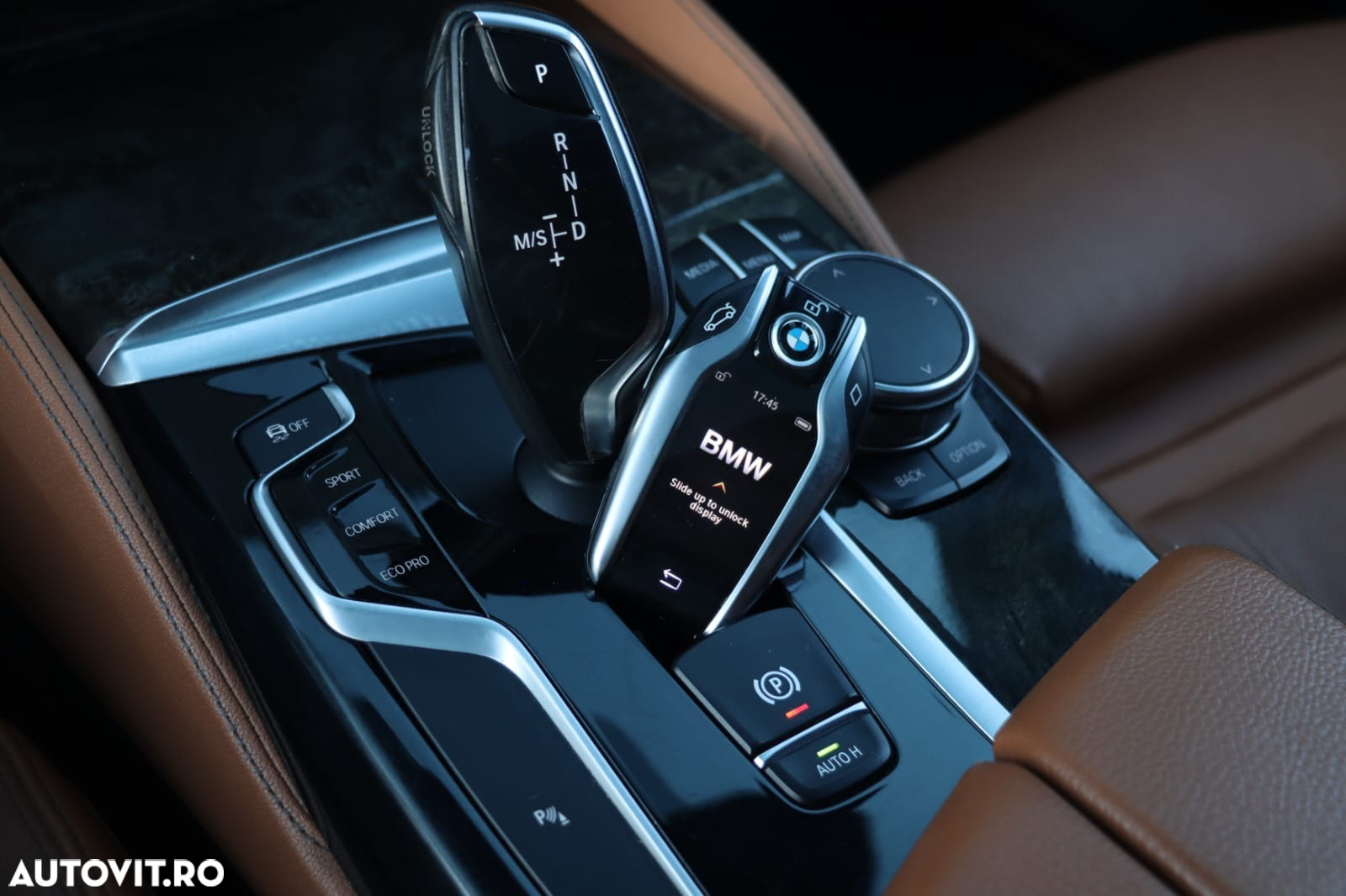 BMW Seria 5 520d xDrive AT - 15
